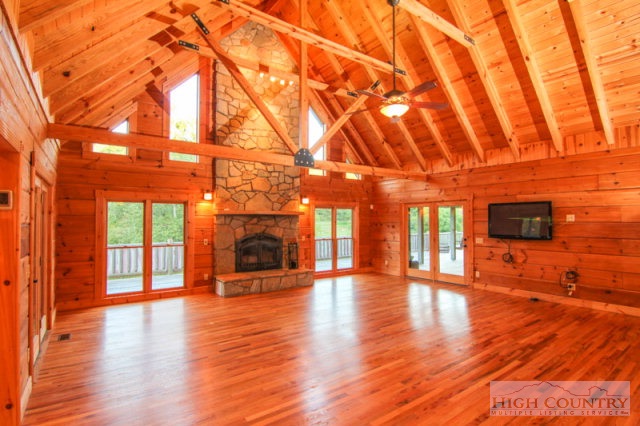 3042 A Parker Eller Road Lansing, NC 28643 - Photo 6 of 41