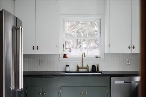 $569,000 | 802 Lonesome Trail, Driftwood, TX 78619