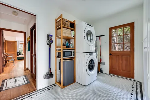 $575,000 | 802 Lonesome Trail, Driftwood, TX 78619