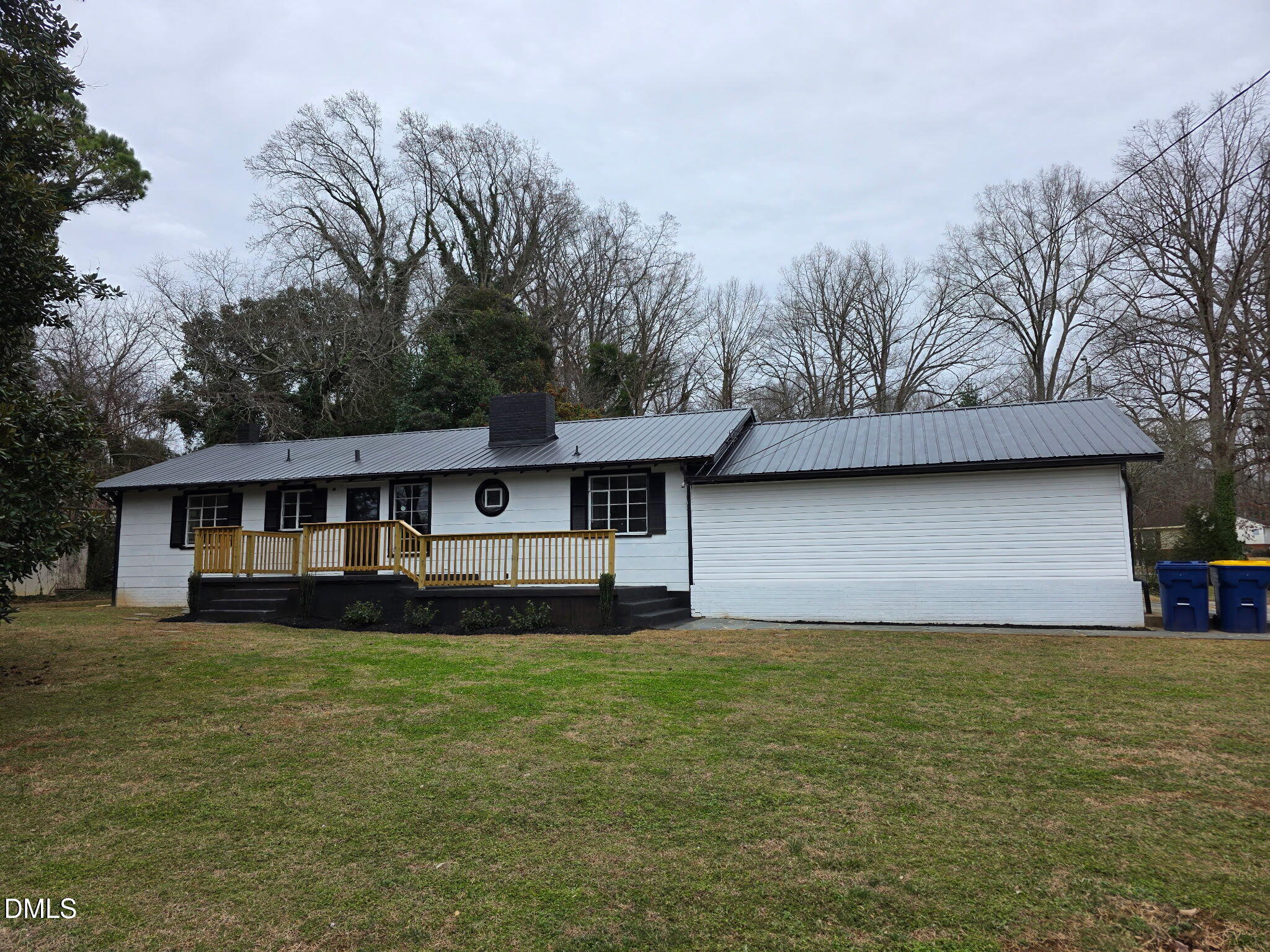 519 West Raleigh Street Siler City, NC 27344 - Photo 3 of 46 1000005190