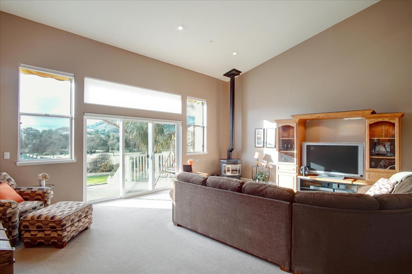 9210 Burchell Road Gilroy, CA 95020 - Photo 15 of 58