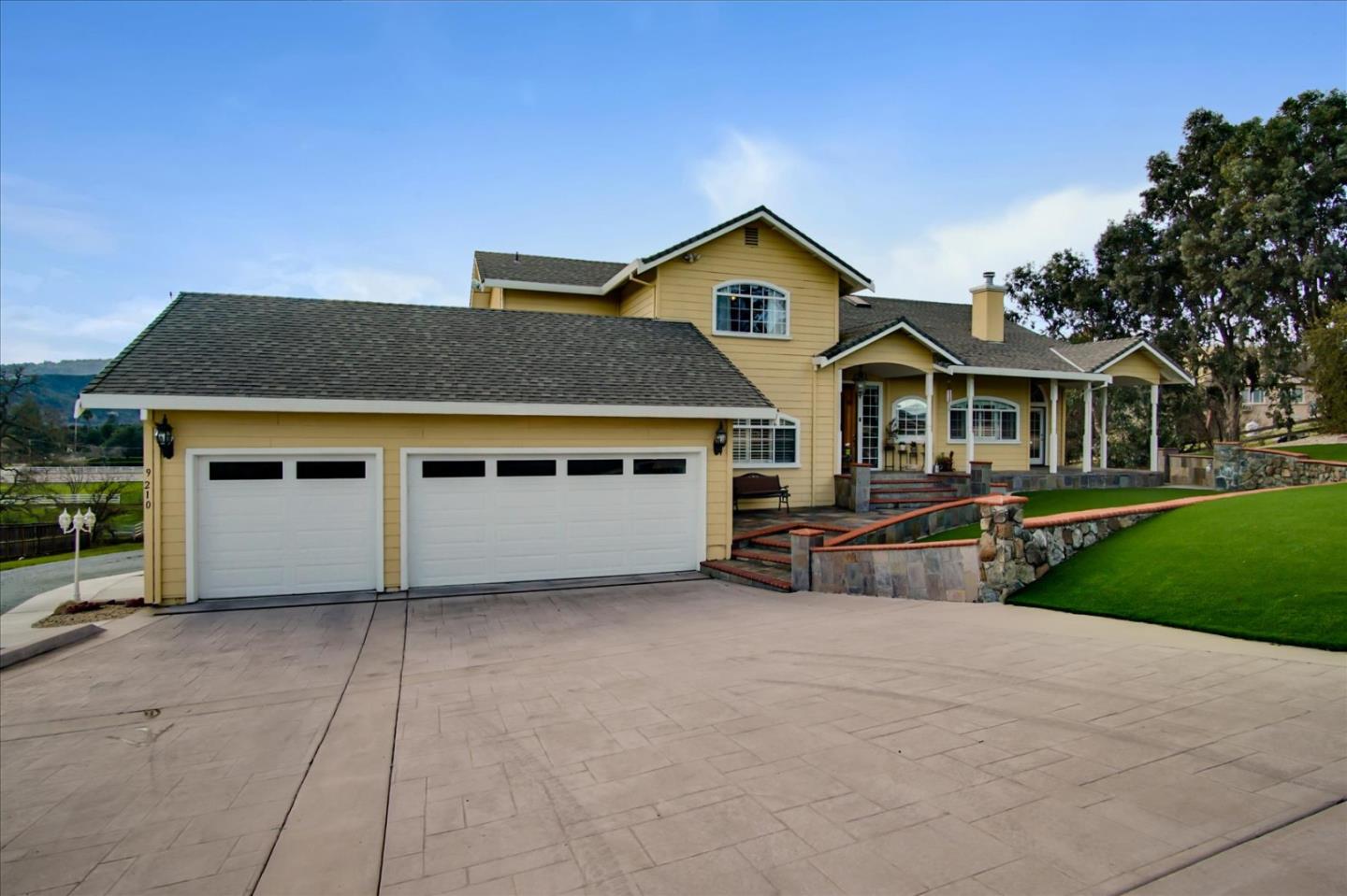 9210 Burchell Road Gilroy, CA 95020 - Photo 2 of 58