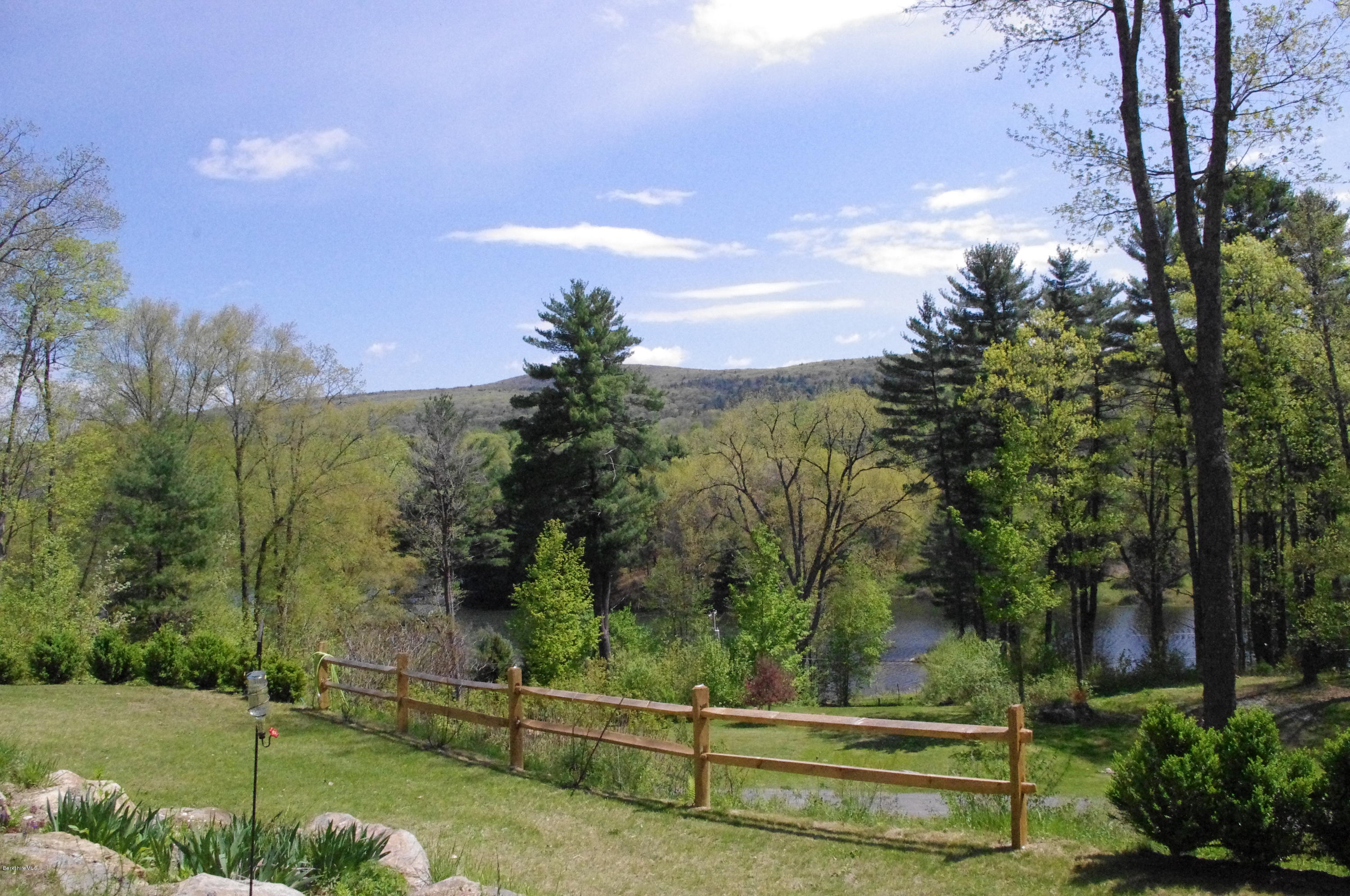 75 Monument Valley Road Great Barrington, MA 01230 - Photo 12 of 15 1