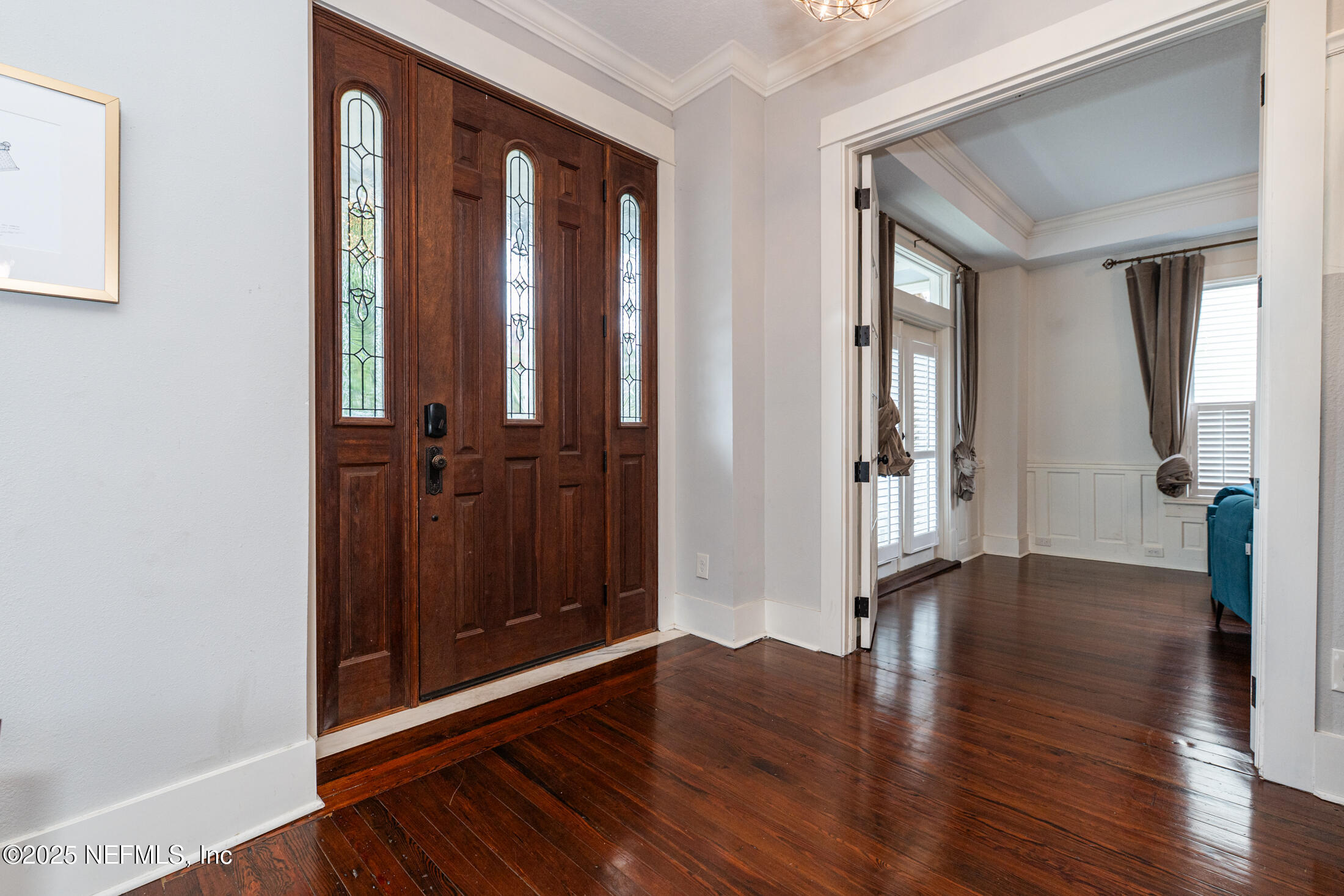 56 Water Street St. Augustine, FL 32084 - Photo 3 of 61 Entrance with family room beyond