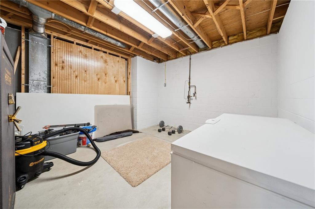 11 Stolze Road Burgettstown, PA 15021 - Photo 40 of 47 a storage room