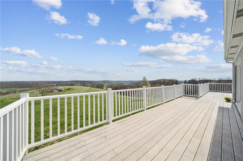 11 Stolze Road Burgettstown, PA 15021 - Photo 5 of 47 a view of balcony with city view