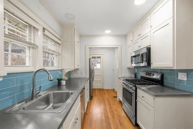 $475,000 | 222 West 70th Street, Kansas City, MO 64113