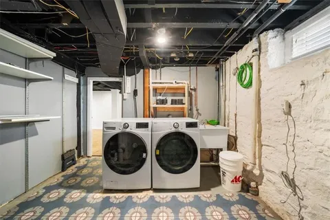 $475,000 | 222 West 70th Street, Kansas City, MO 64113