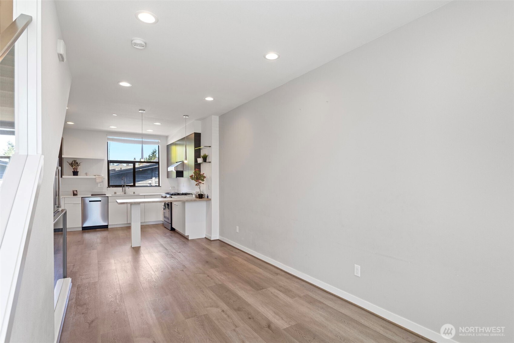 604 Northwest 77th Street, Unit D Seattle, WA 98117 - Photo 20 of 30