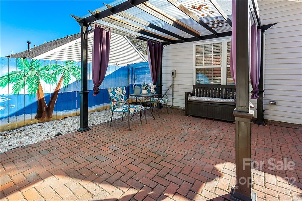 2220 Meadecroft Road Charlotte, NC 28214 - Photo 14 of 16 a outdoor space with furniture