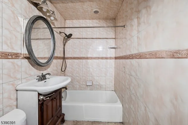 $229,000 | 1 River Road, Unit L, Nutley, NJ 07110