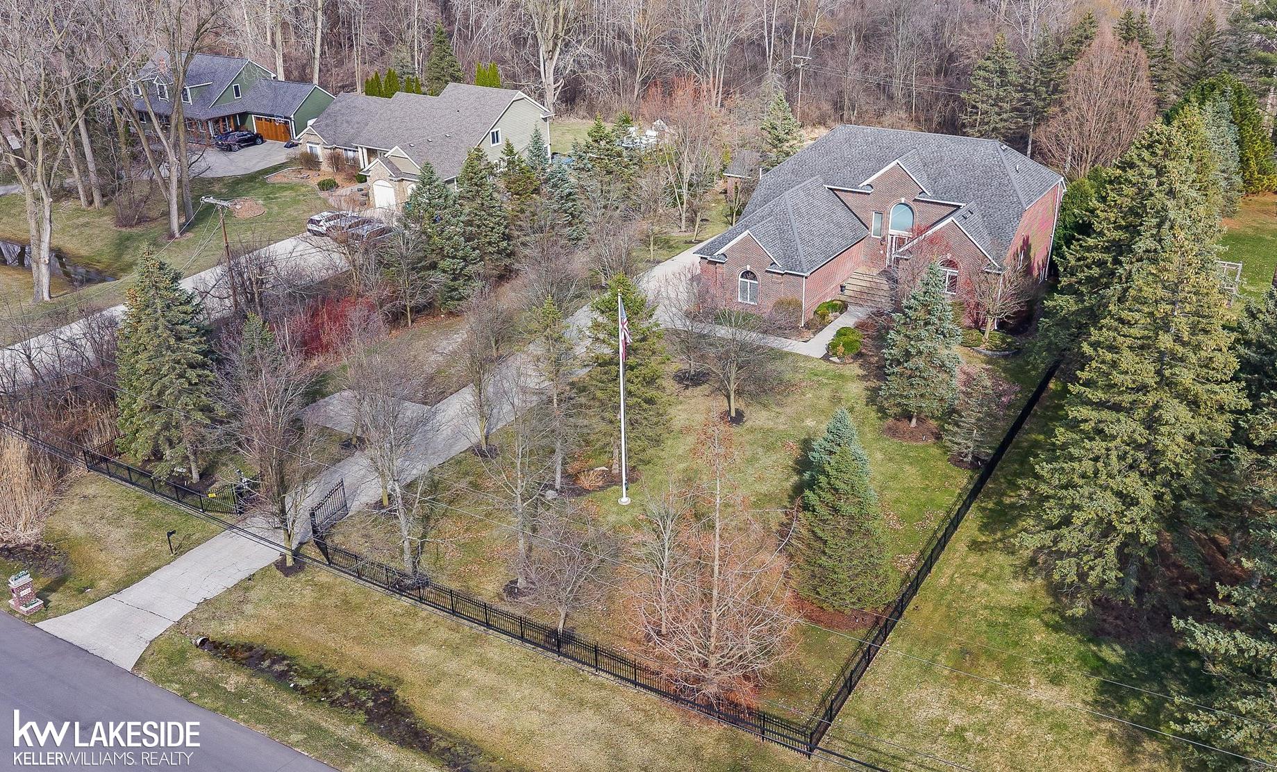 6120 Evanswood Road Troy, MI 48085 - Photo 52 of 63