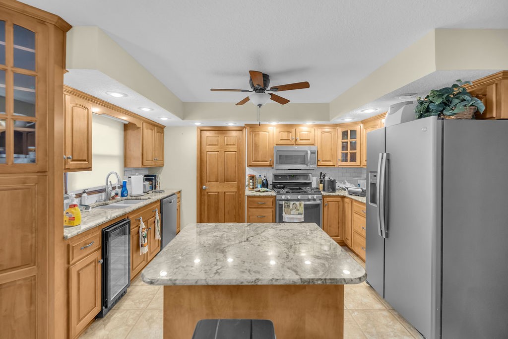 1123 Buckeye Lane Decatur, IL 62521 - Photo 8 of 27 Gallery Image 8