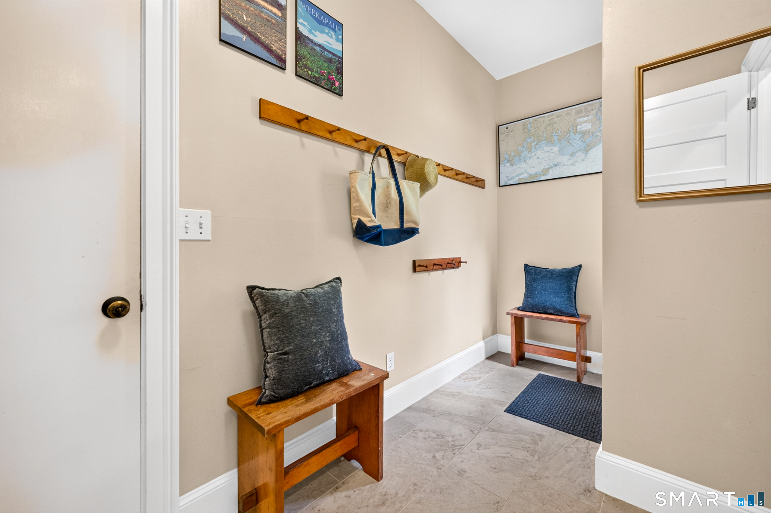 697 Noank Road Groton, CT 06355 - Photo 19 of 39