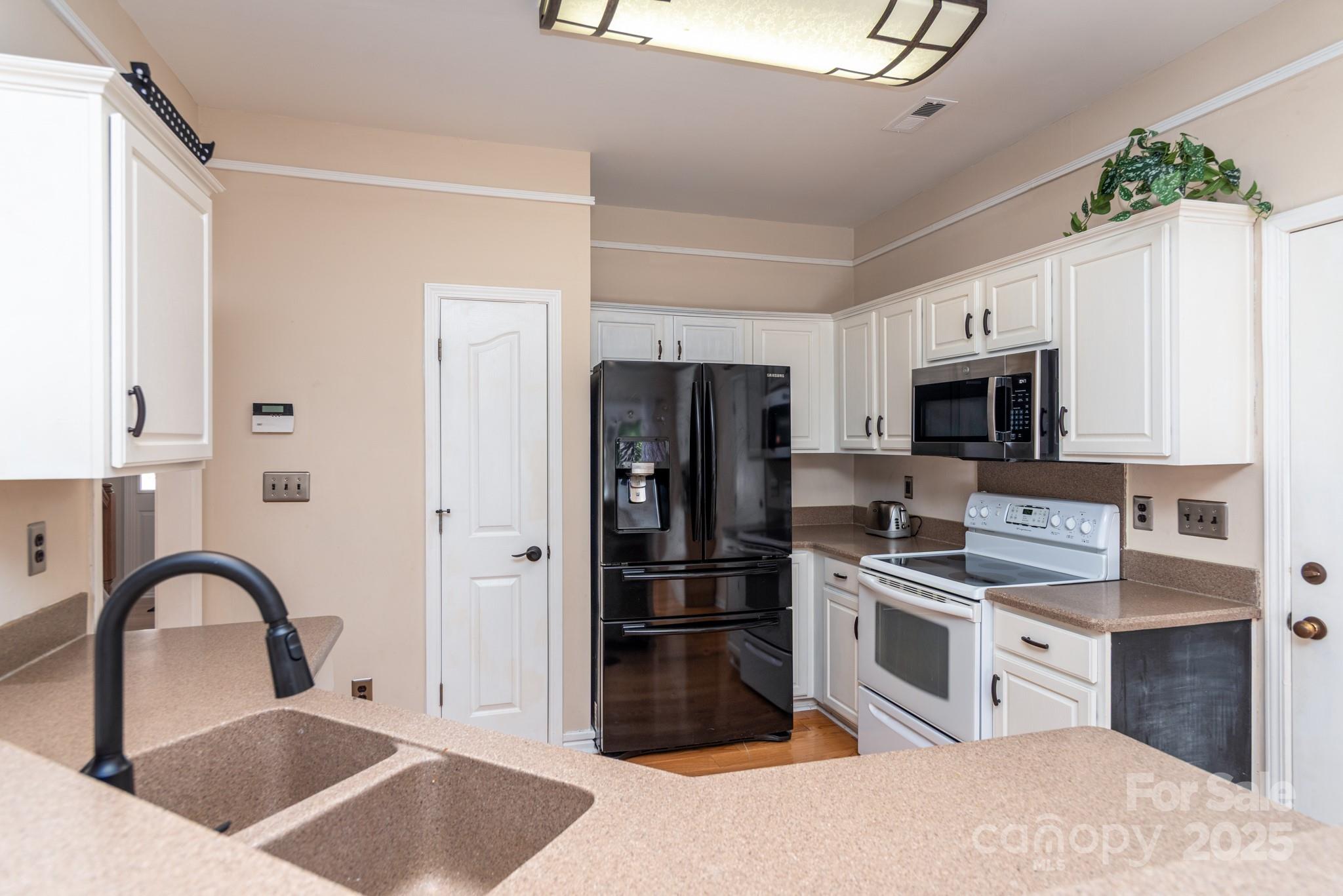 9410 Culcairn Road Huntersville, NC 28078 - Photo 14 of 42 Gallery Image 14