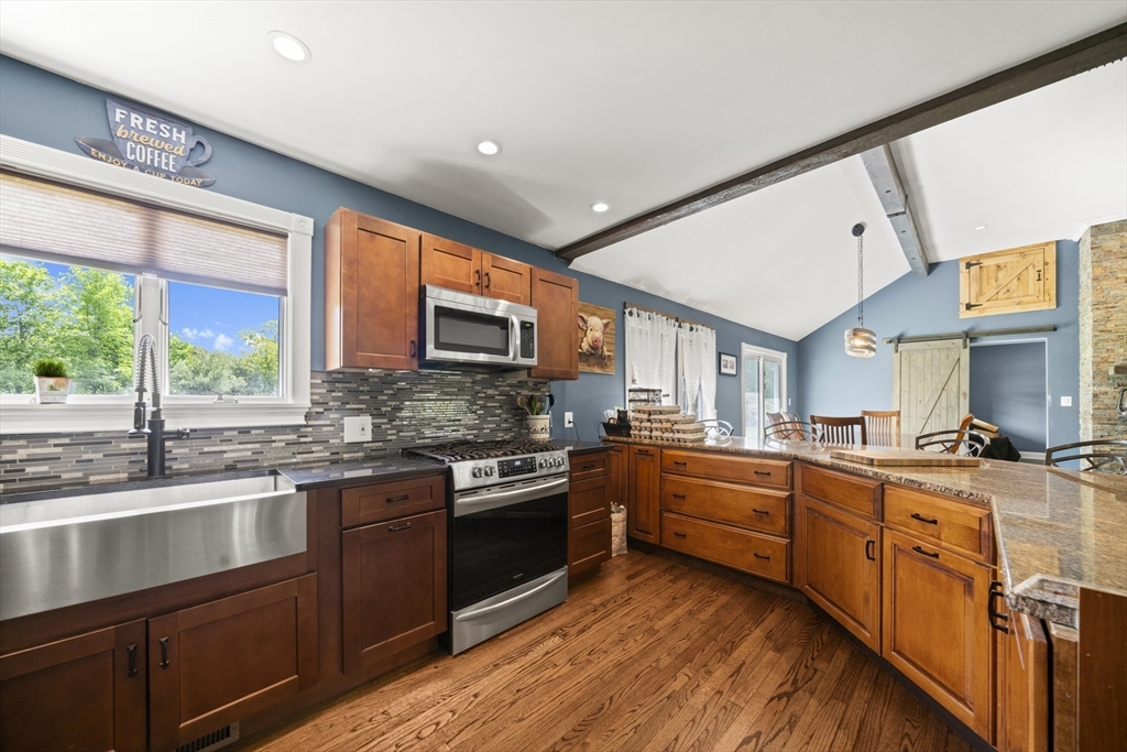 125 Chester Road Blandford, MA 01008 - Photo 10 of 35