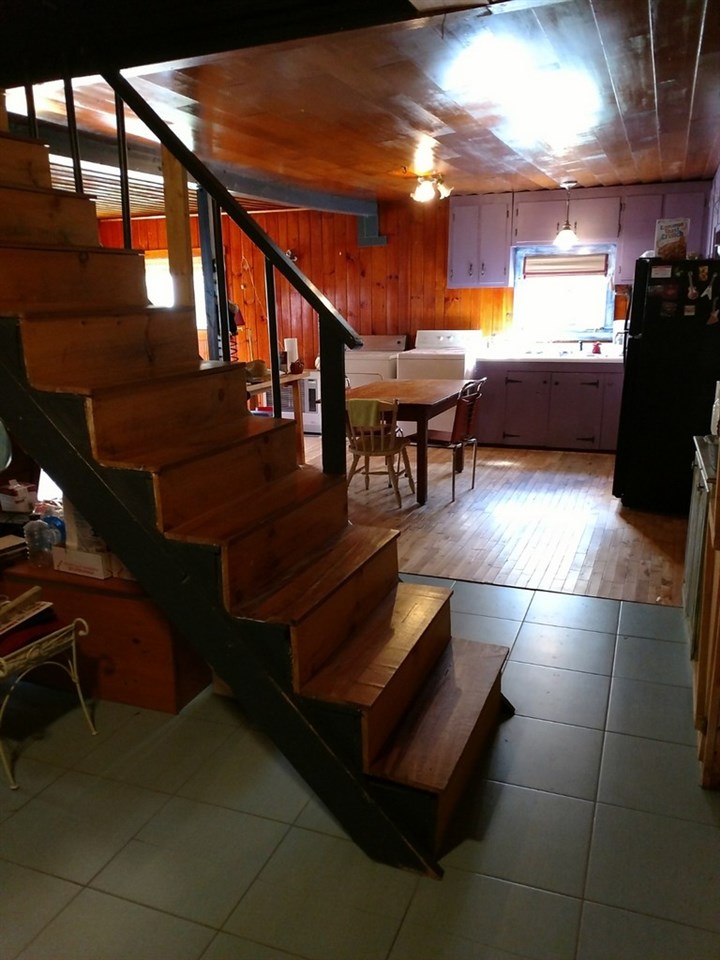 8769 Highway 14 Brookfield, VT 05036 - Photo 13 of 40