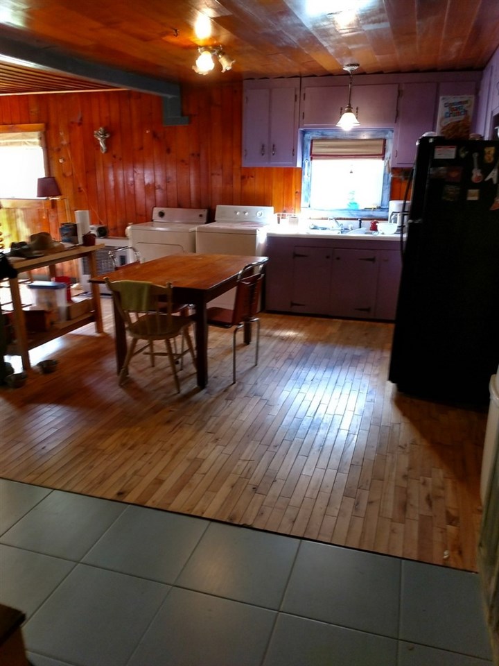 8769 Highway 14 Brookfield, VT 05036 - Photo 14 of 40