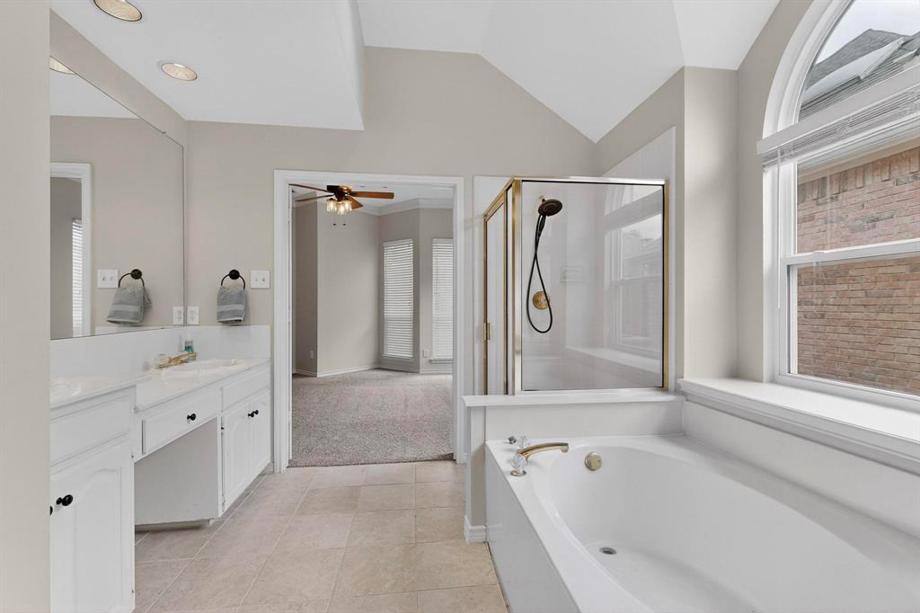 8707 Wellington Road Irving, TX 75063 - Photo 19 of 32