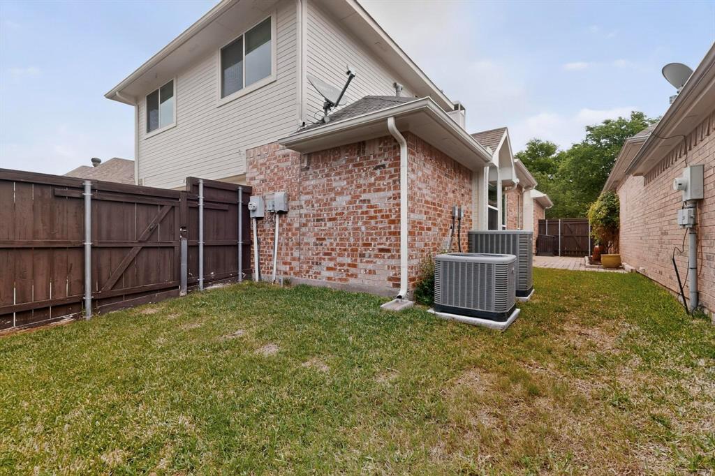 8707 Wellington Road Irving, TX 75063 - Photo 30 of 32