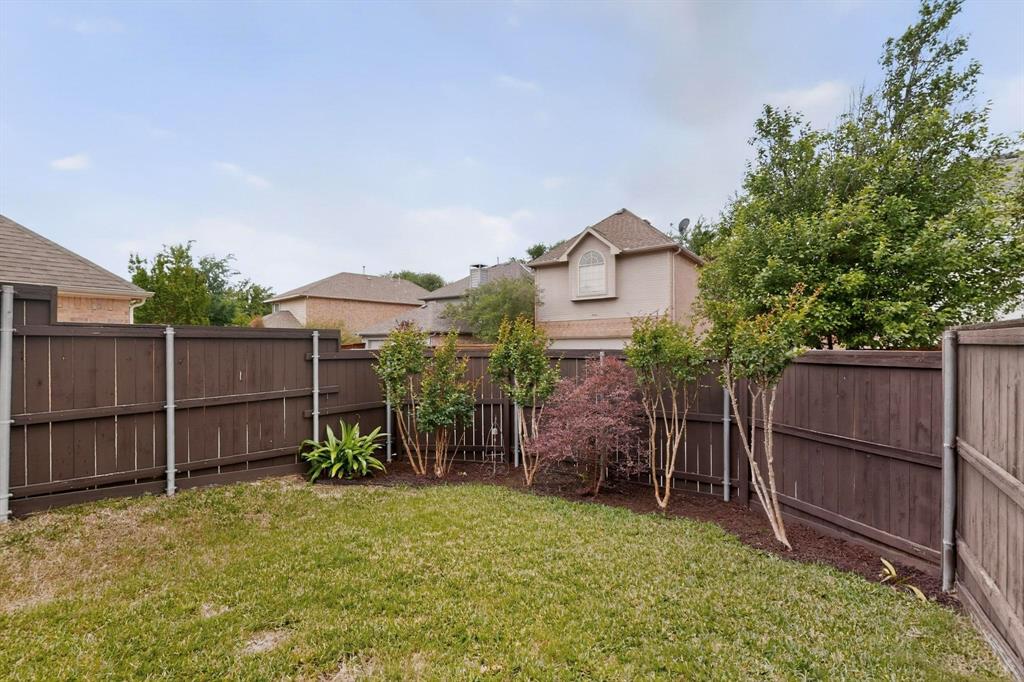 8707 Wellington Road Irving, TX 75063 - Photo 31 of 32