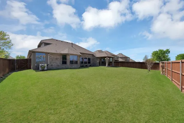 $429,990 | 917 White Porch Avenue, Forney, TX 75126