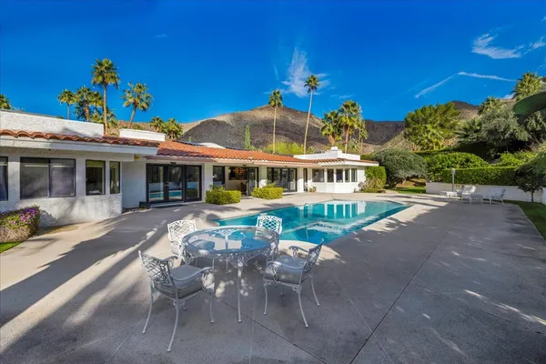 $3,950,000 | 1605 Ridgemore Drive, Palm Springs, CA 92264