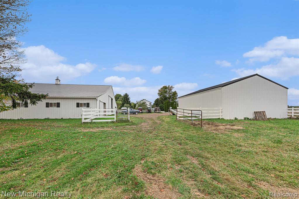 5155 Carrigan Road North Street, MI 48049 - Photo 25 of 44 Gallery Image 25
