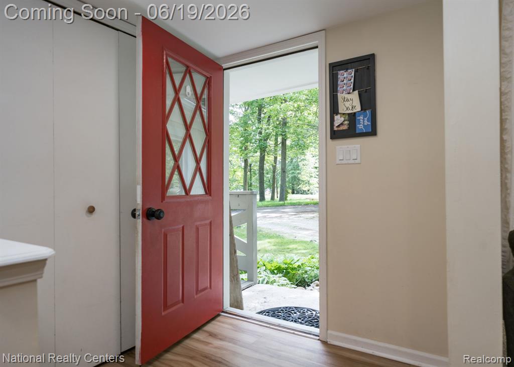 5223 Woodlane Road Clarkston, MI 48348 - Photo 10 of 36