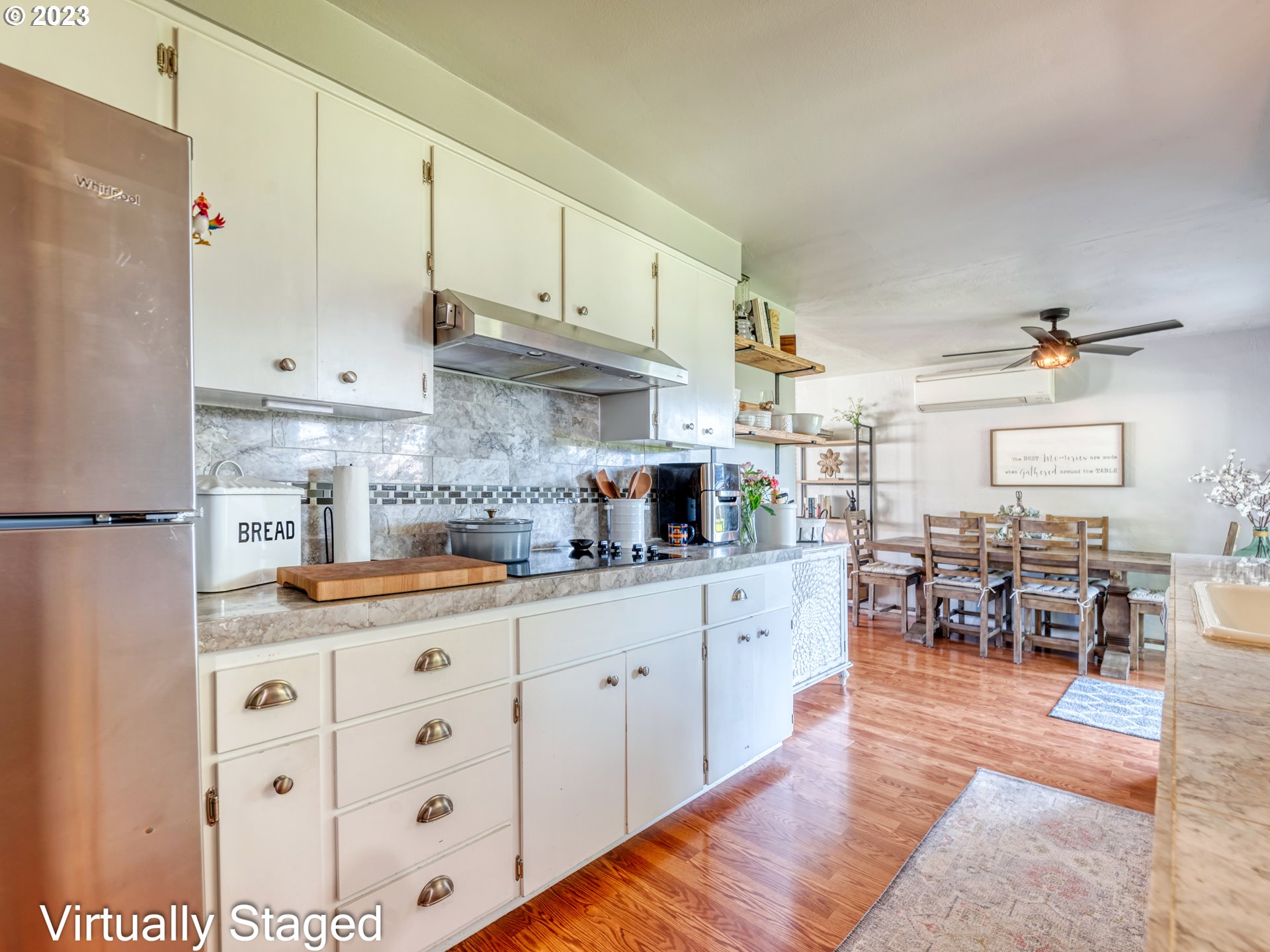 247 Estate Court Springfield, OR 97477 - Photo 14 of 36