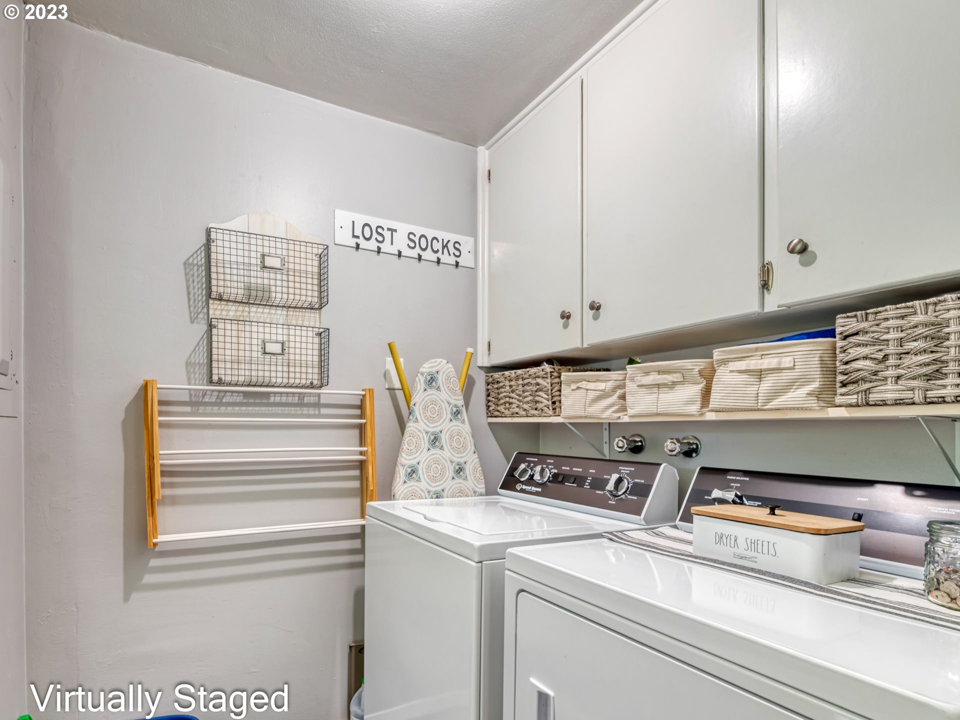 247 Estate Court Springfield, OR 97477 - Photo 16 of 36