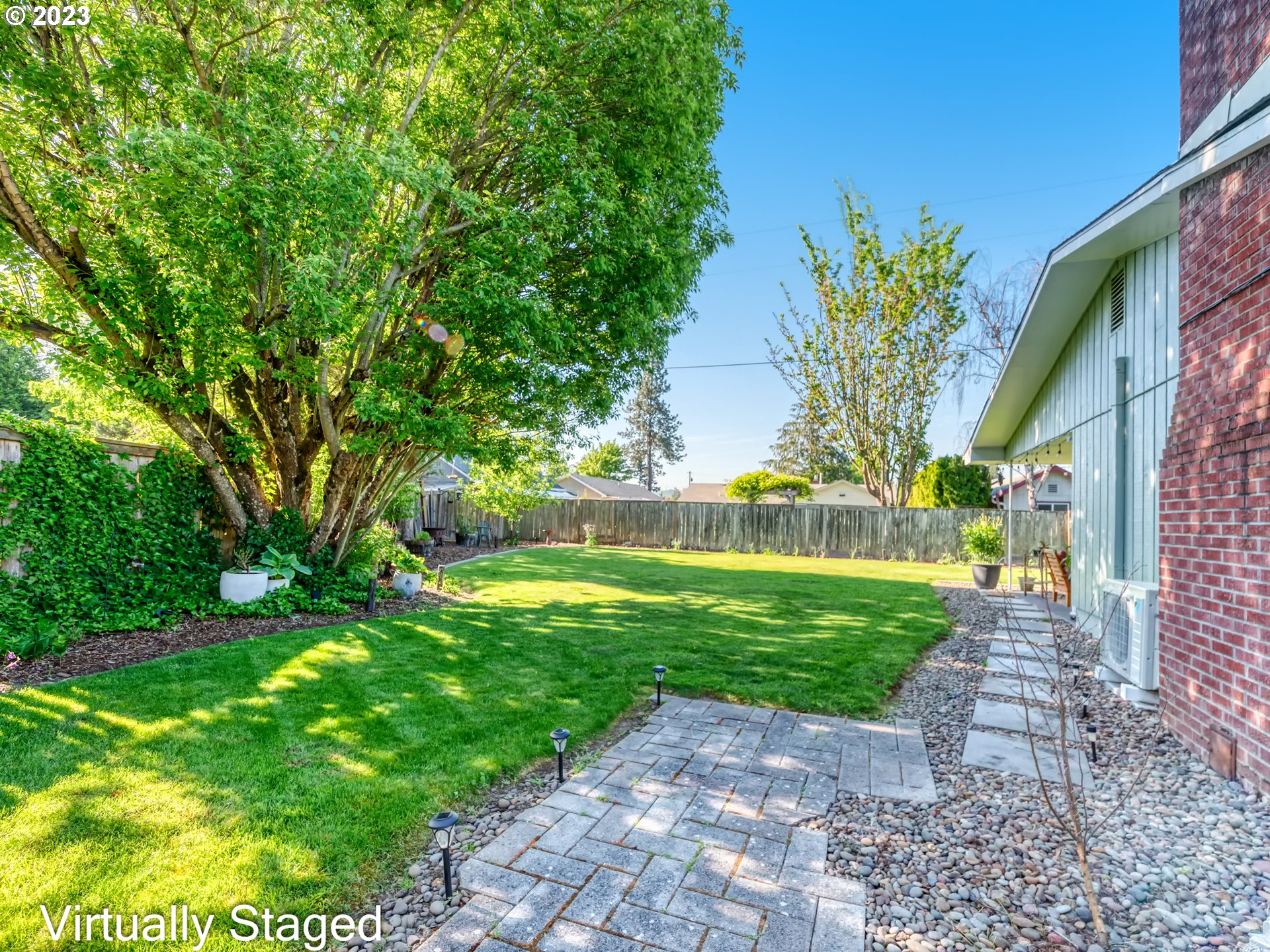 247 Estate Court Springfield, OR 97477 - Photo 31 of 36