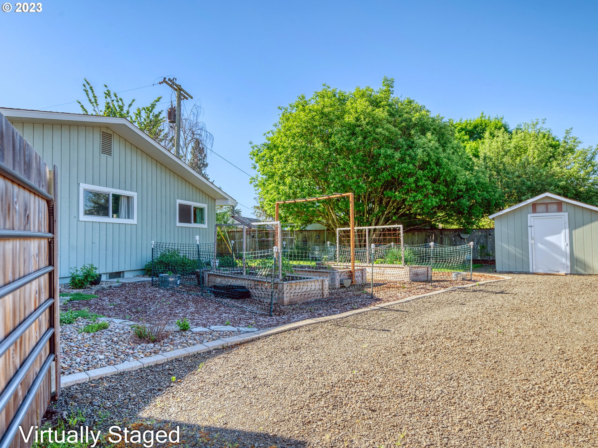 247 Estate Court Springfield, OR 97477 - Photo 34 of 36