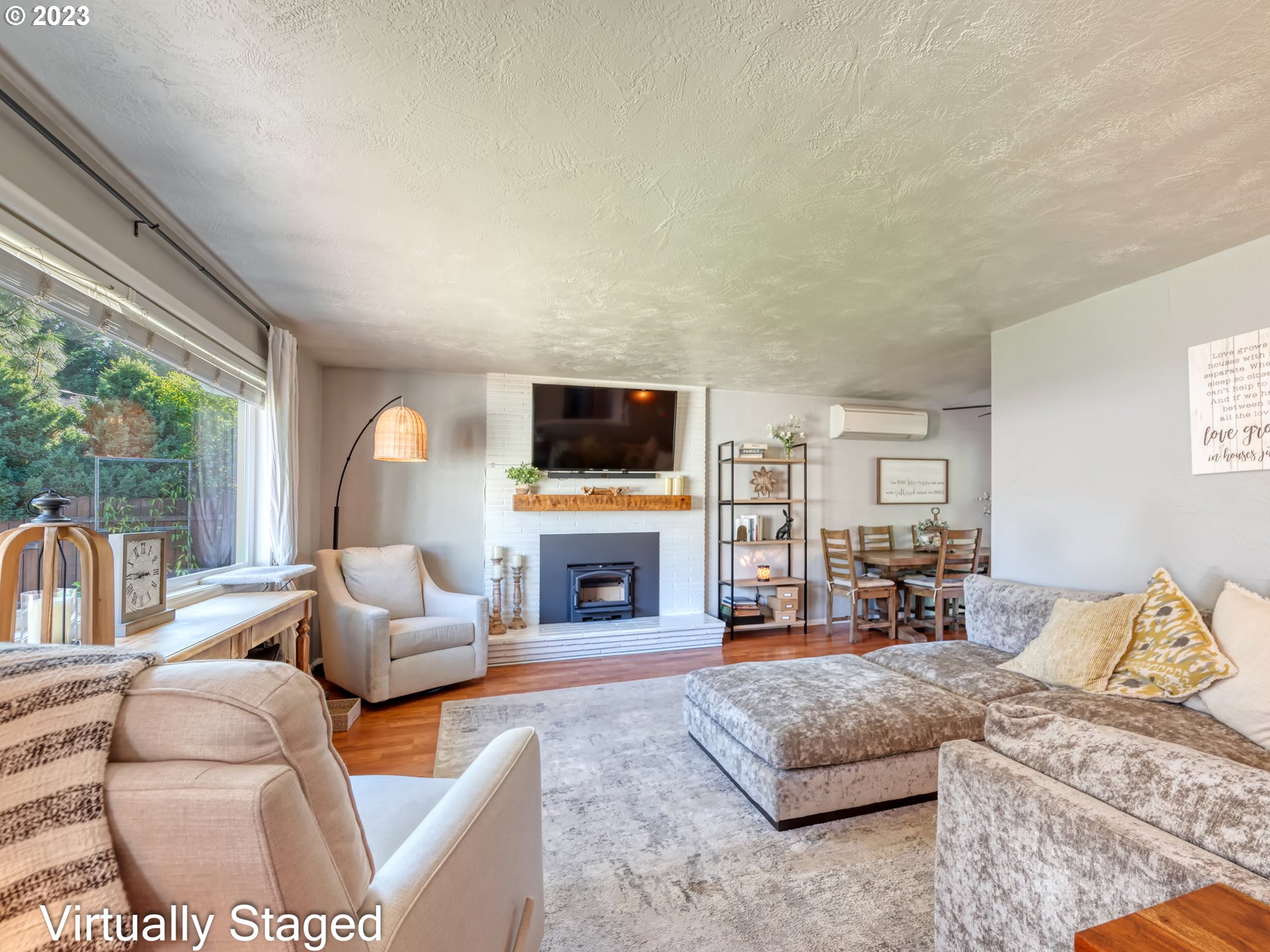 247 Estate Court Springfield, OR 97477 - Photo 5 of 36