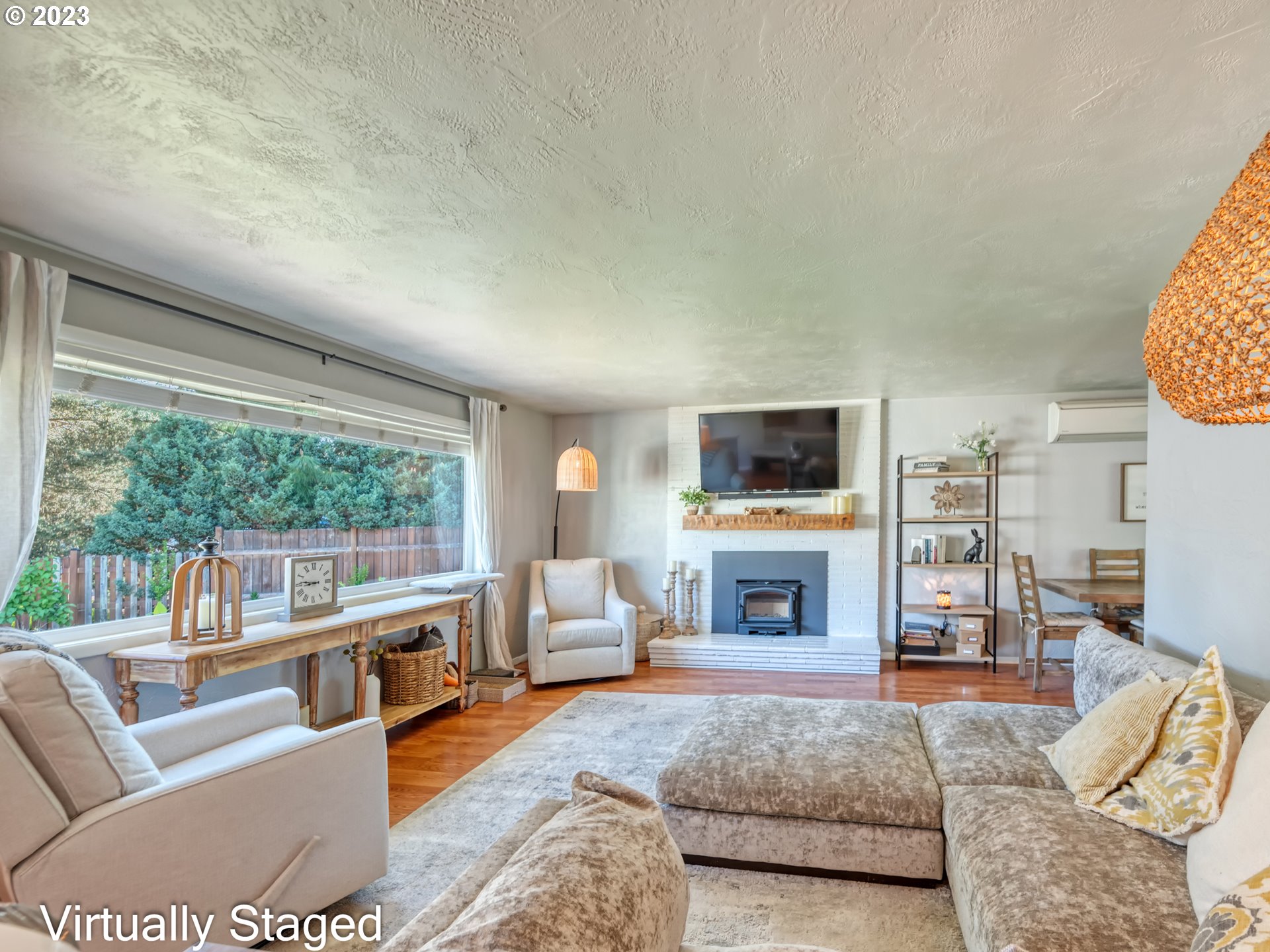 247 Estate Court Springfield, OR 97477 - Photo 7 of 36