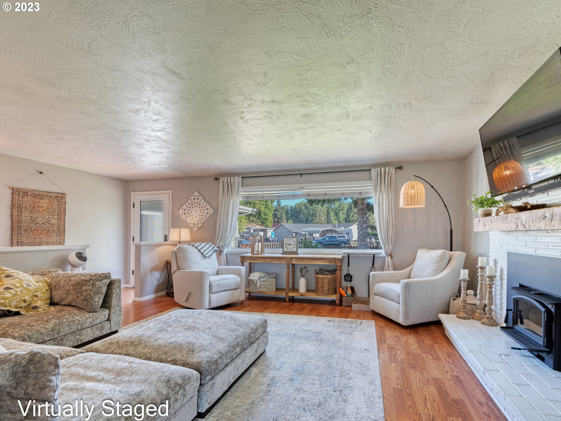 247 Estate Court Springfield, OR 97477 - Photo 8 of 36