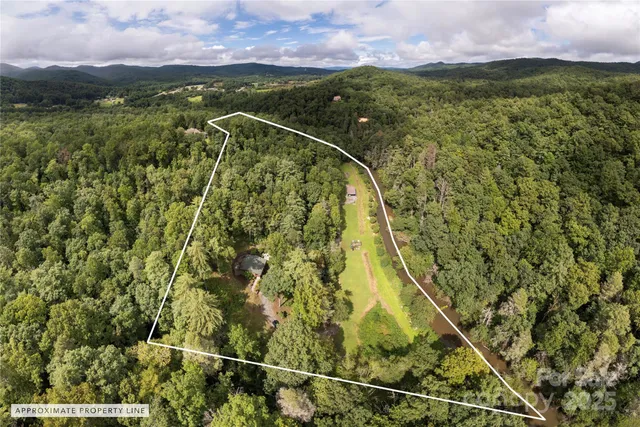 a view of outdoor space