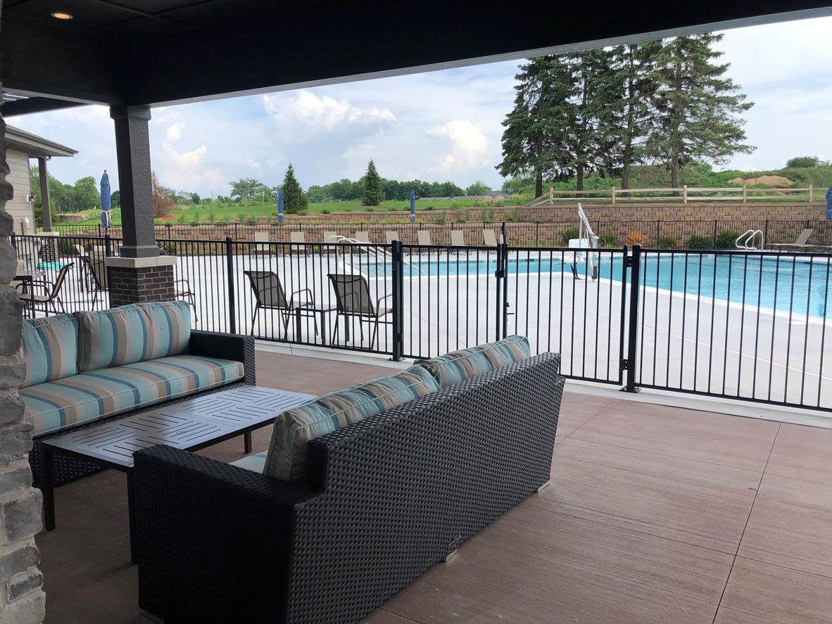 283 Ridley Street North Aurora, IL 60542 - Photo 21 of 40 a balcony with furniture