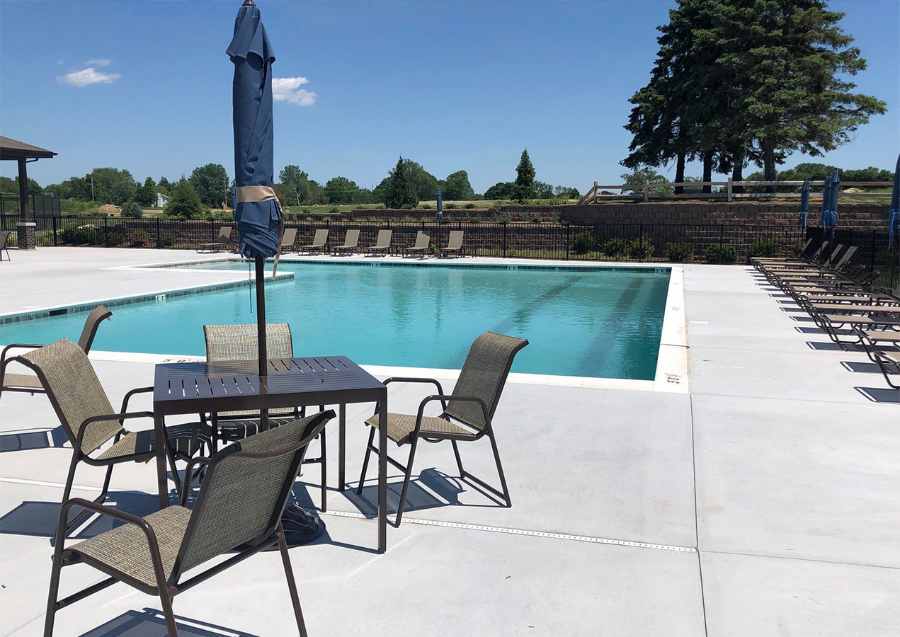 283 Ridley Street North Aurora, IL 60542 - Photo 23 of 40 a view of swimming pool with outdoor seating