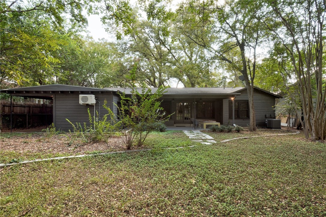 4504 Elwood Road Austin, TX 78722 - Photo 37 of 40