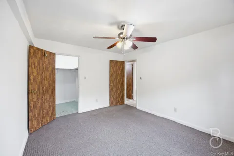 $1,150,000 | 63-01 Borden Avenue | Maspeth