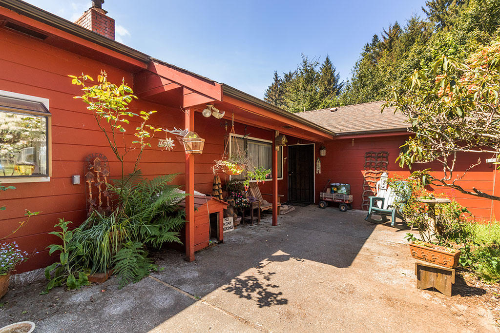 1255 Alder Grove Road Arcata, CA 95521 - Photo 17 of 72
