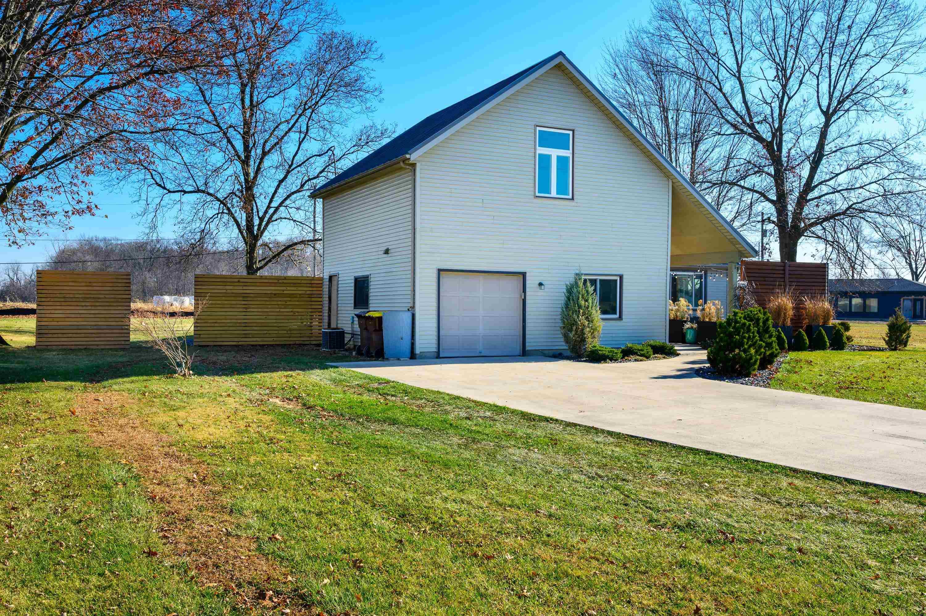 7906 Schwartz Road Fort Wayne, IN 46835 - Photo 3 of 36 Gallery Image 3