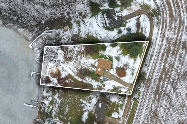 $469,900 | 35485 County Road 665, Paw Paw, MI 49079