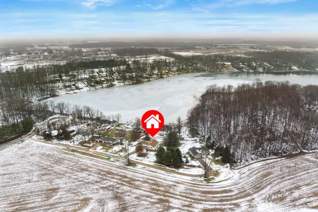 $469,900 | 35485 County Road 665, Paw Paw, MI 49079