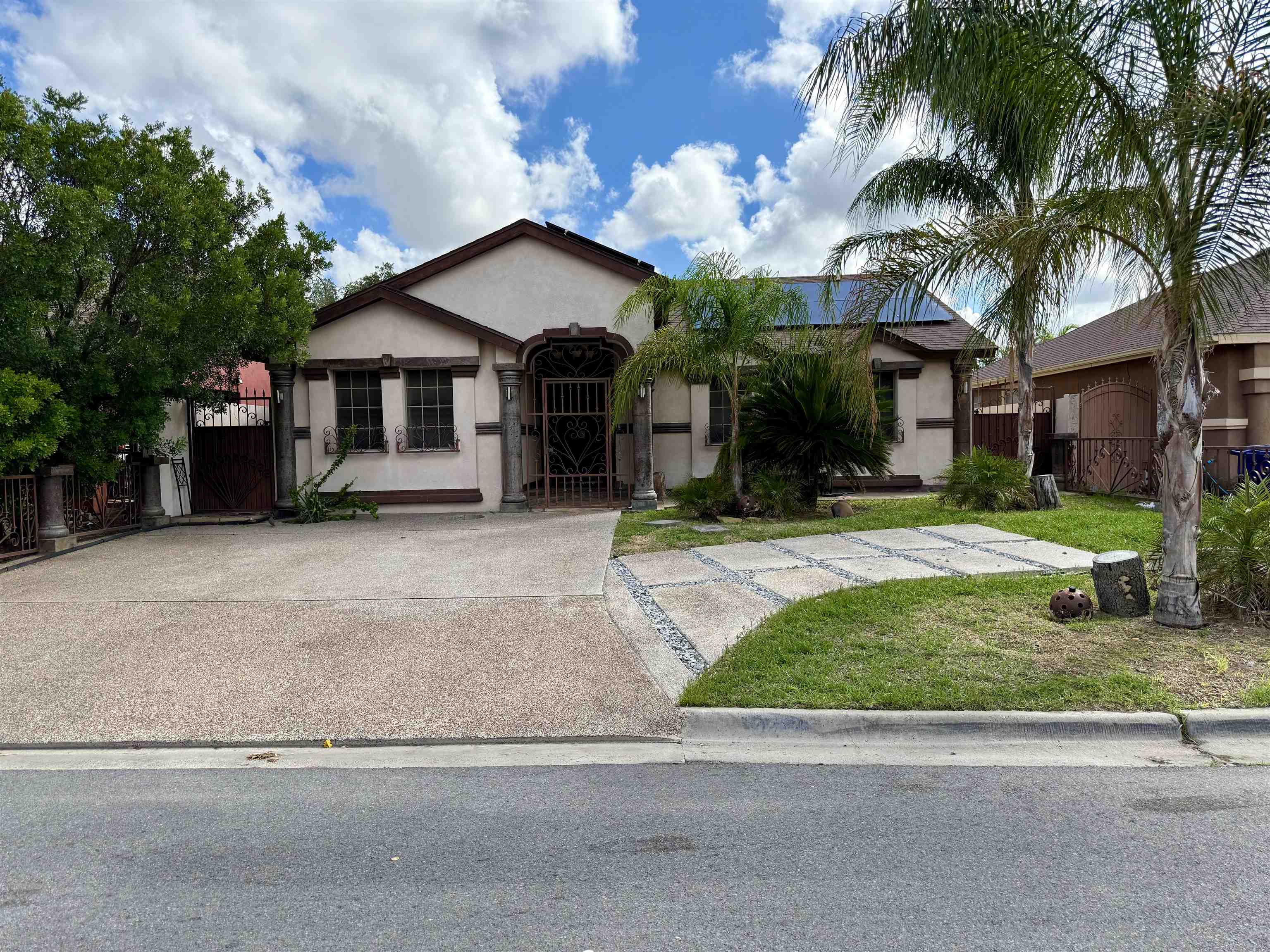 9666 White Wing Loop Laredo, TX 78045 - Photo 1 of 1 Gallery Image 1