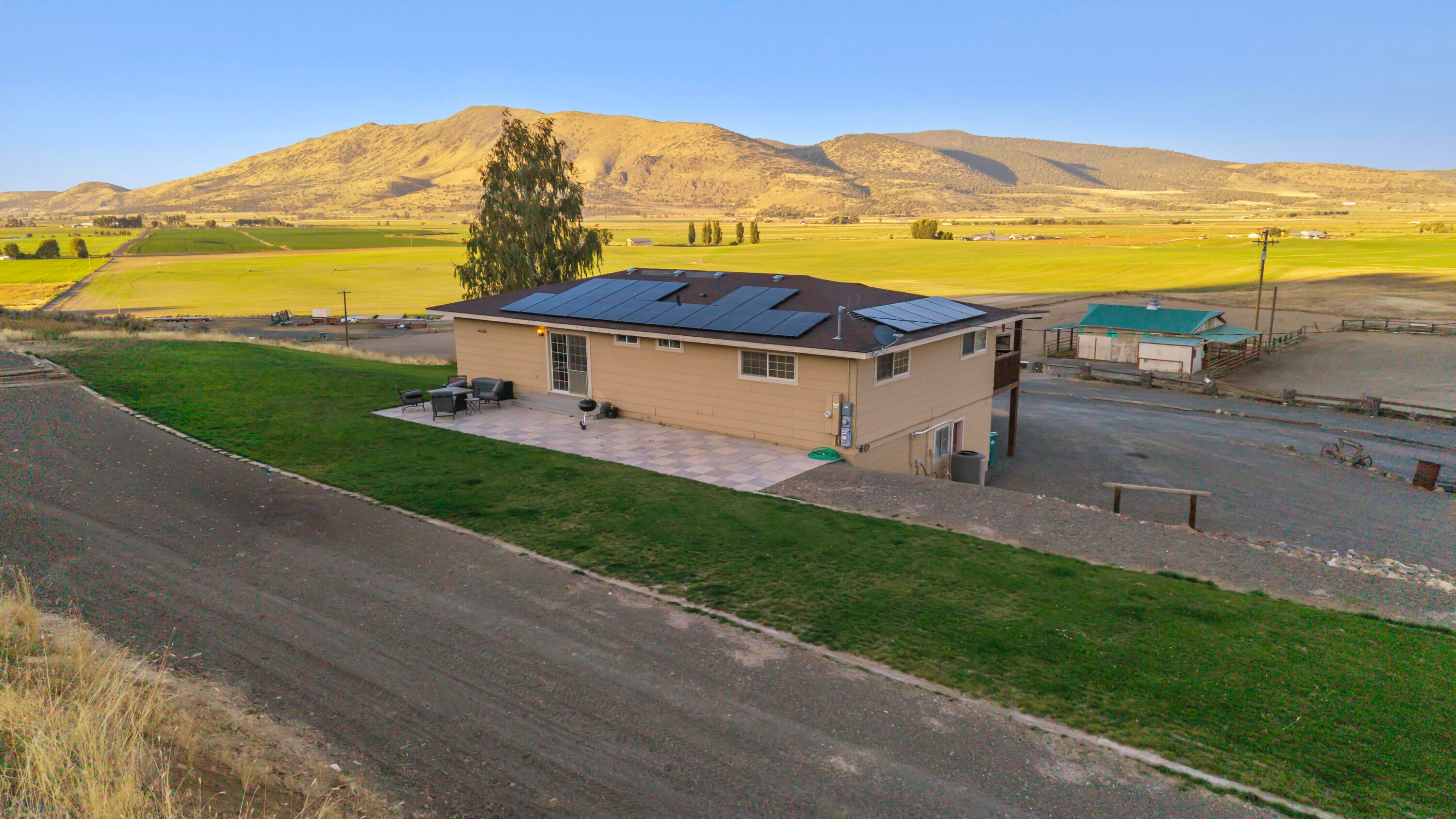 10580 Buesing Road Klamath Falls, OR 97603 - Photo 56 of 89 10580BuesingRd-42
