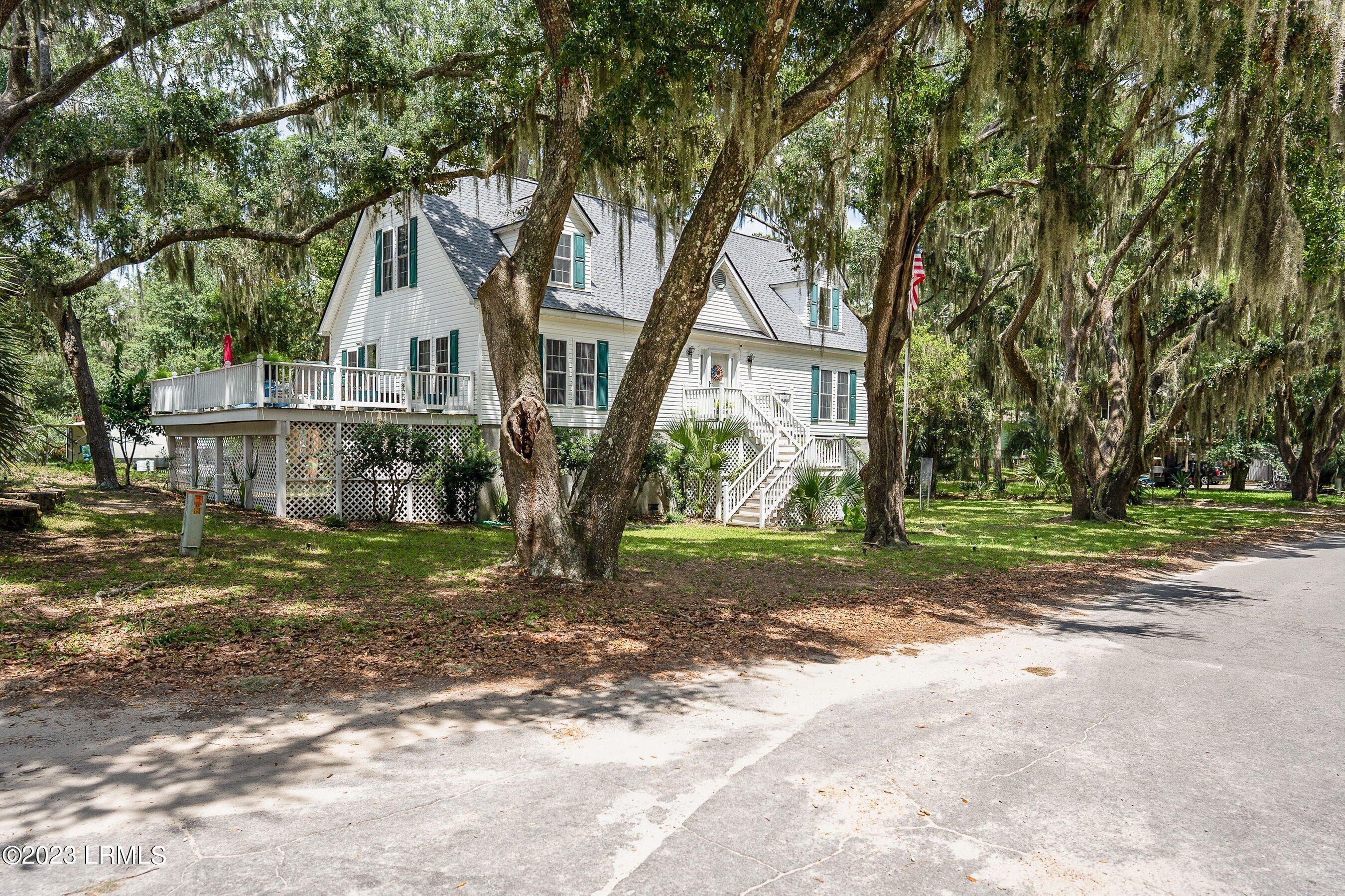 1196 Lands End Road St. Helena Island, SC 29920 - Photo 3 of 47 DSC00429-3-1.jpg-SMALL