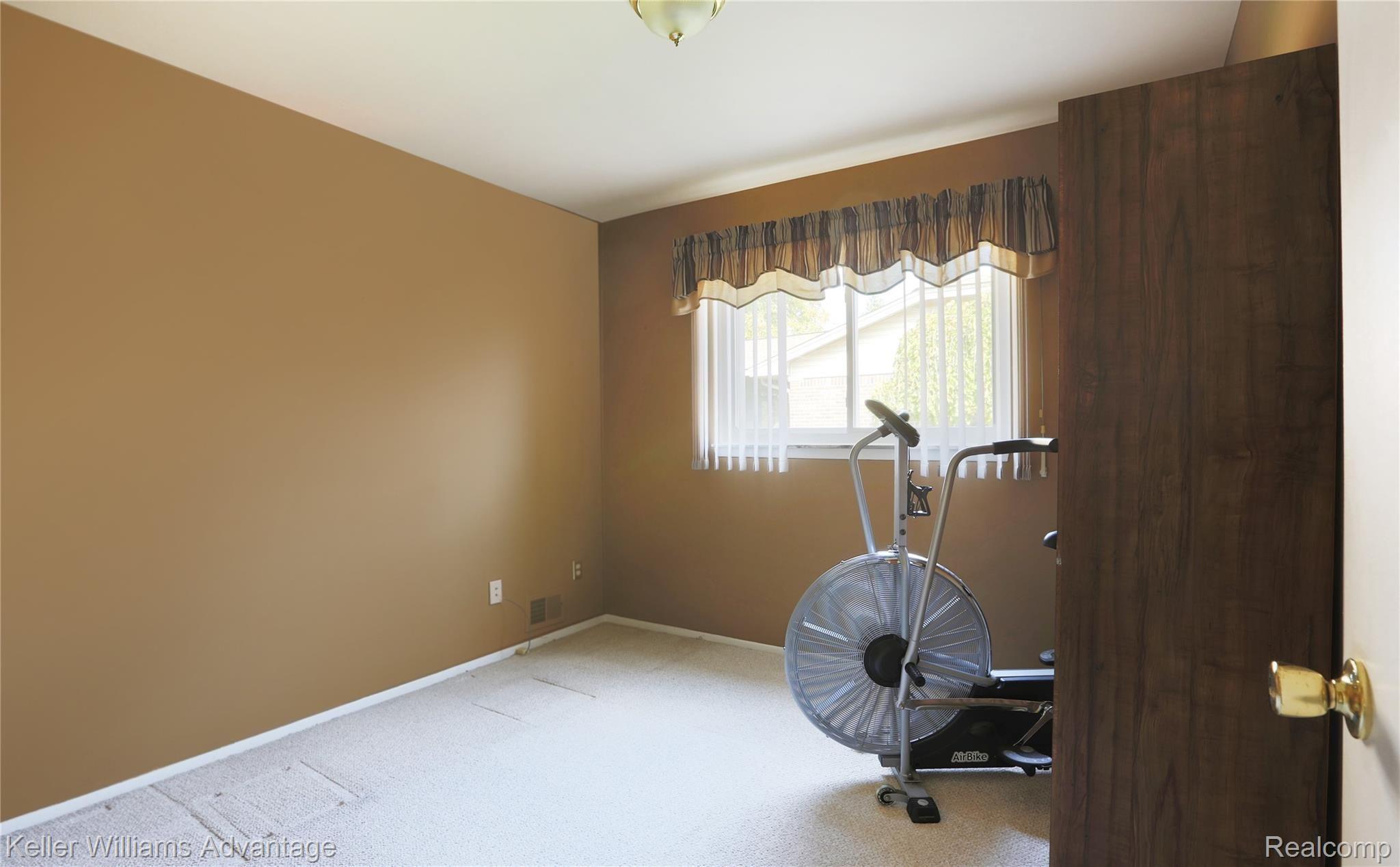 6953 Longwood Road Canton, MI 48187 - Photo 14 of 22 0I0A6686.jpeg