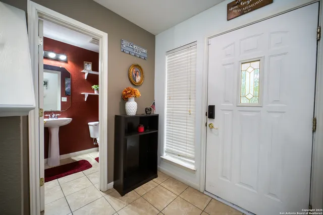 $250,000 | 16014 Dominic Place, San Antonio, TX 78247